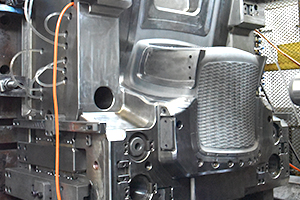 氣體輔助成型生產線—模具 氣體輔助成型生產線—模具